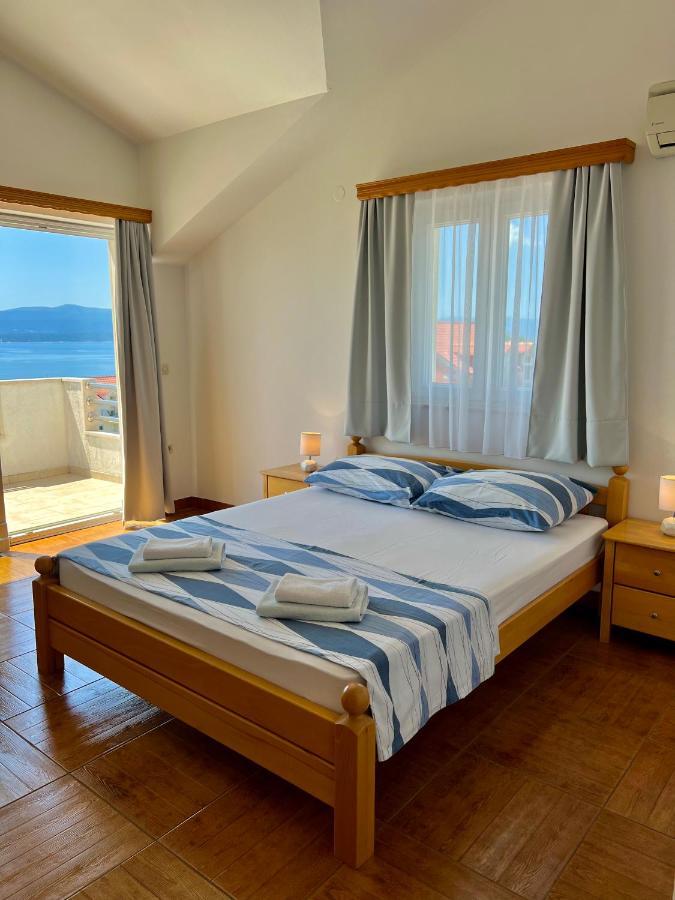 Vespera Apartments Bol Eksteriør bilde
