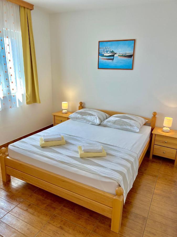 Vespera Apartments Bol Eksteriør bilde