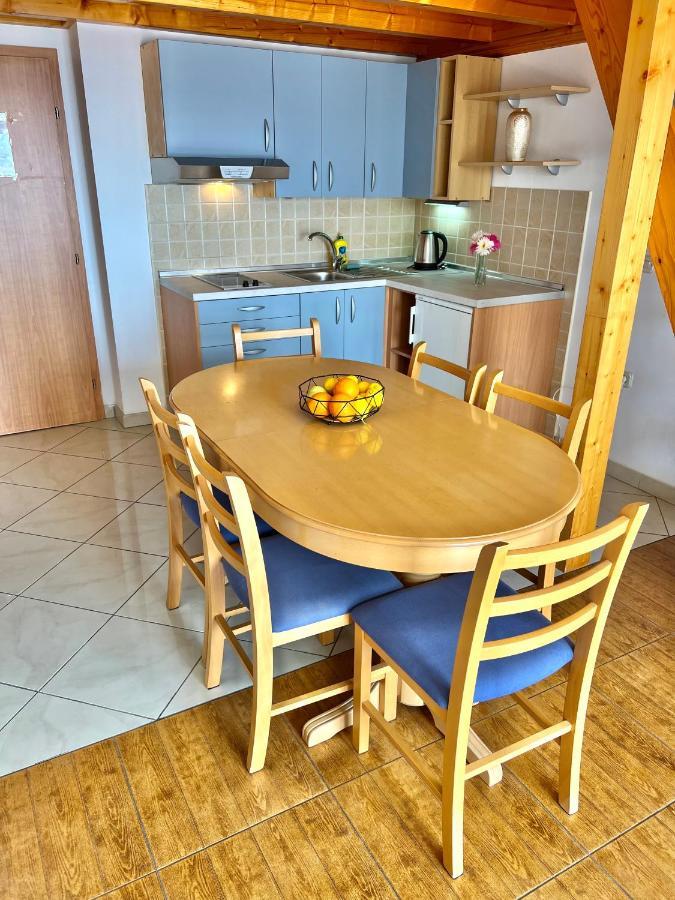 Vespera Apartments Bol Eksteriør bilde